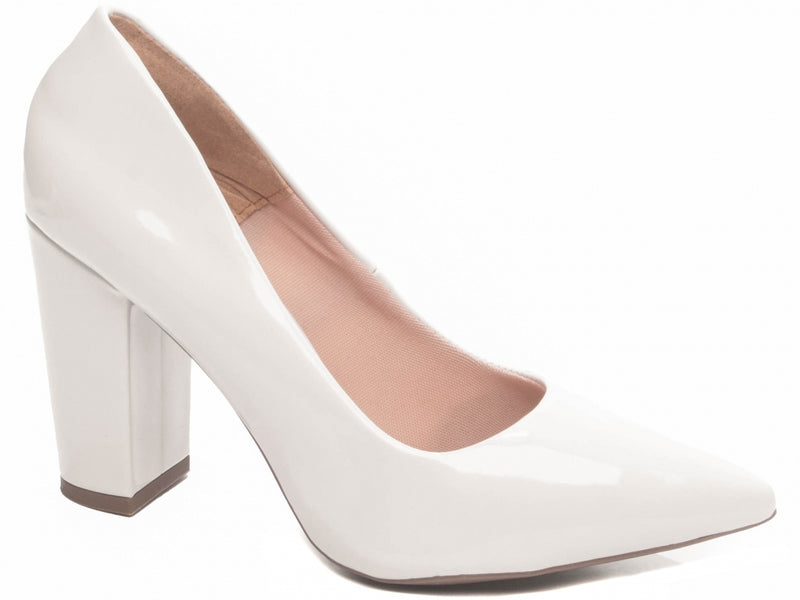 Calçado Feminino Scarpin Comfort em Verniz