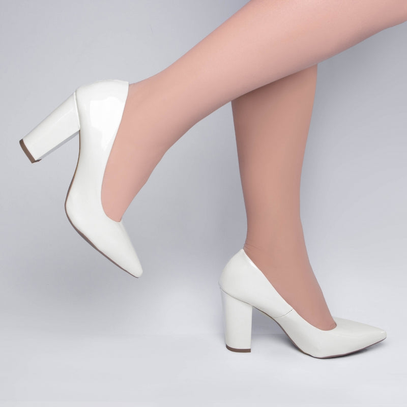 Calçado Feminino Scarpin Comfort em Verniz