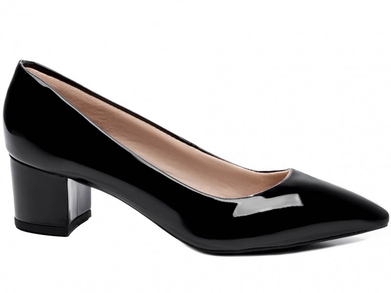 Calçado Feminino Scarpin Baixo em Verniz