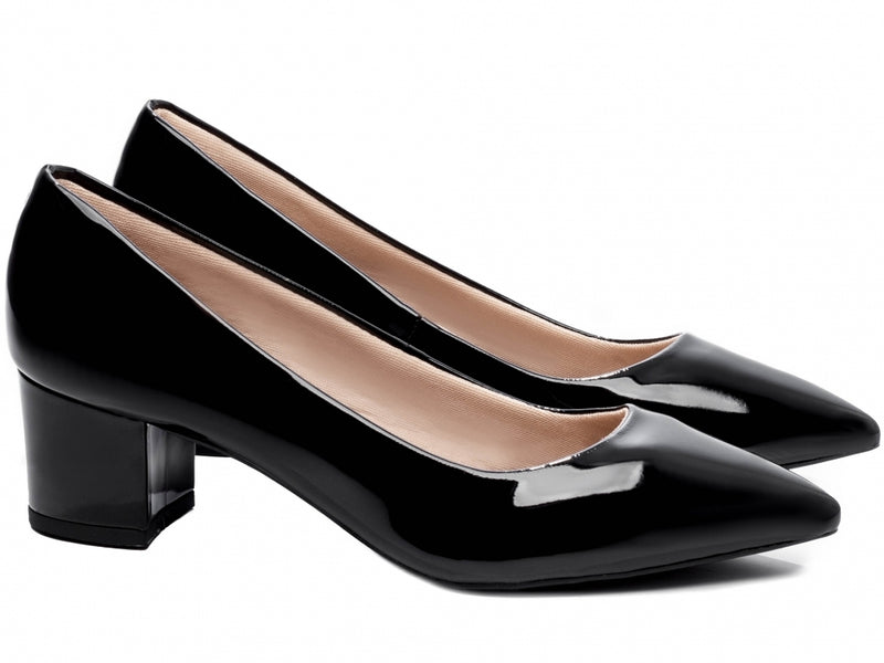 Calçado Feminino Scarpin Baixo em Verniz