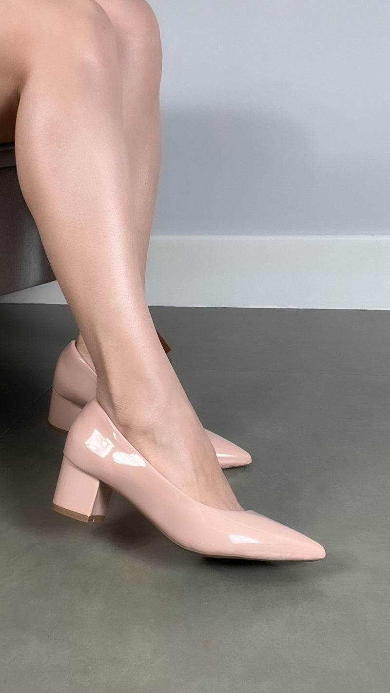 Calçado Feminino Scarpin Baixo em Verniz
