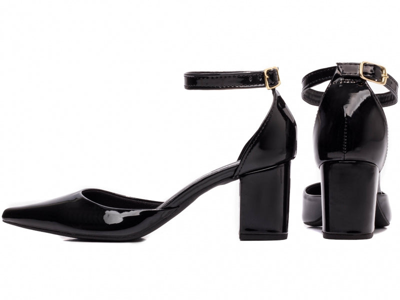Calçado Feminino Scarpin Salto Baixo em Verniz