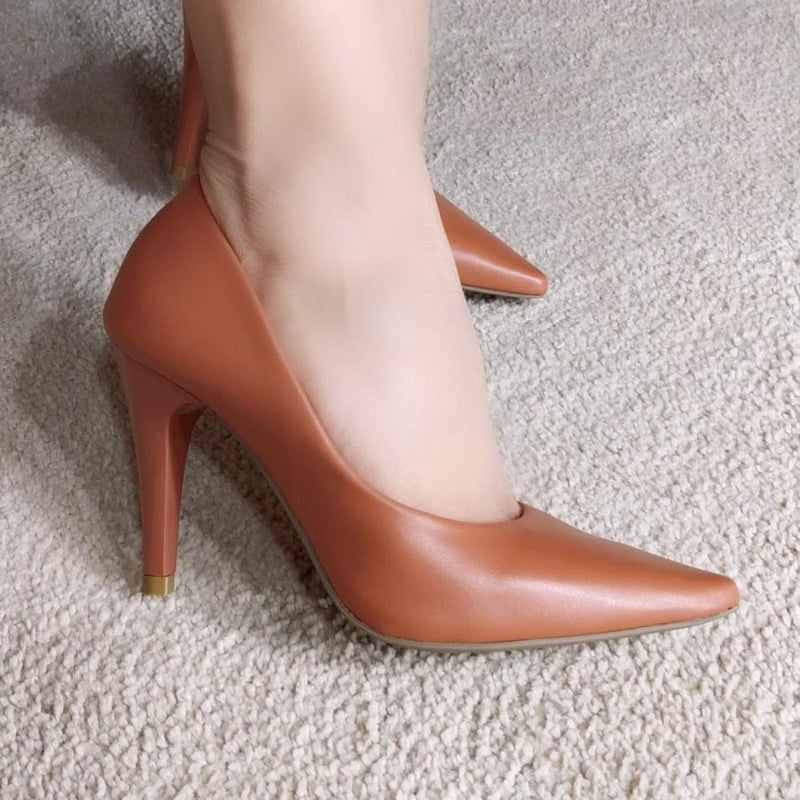 Calçado Feminino Scarpin em Napa Bico e Salto Fino