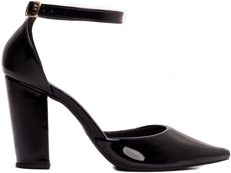 Calçado Feminino Scarpin em Verniz com Alça
