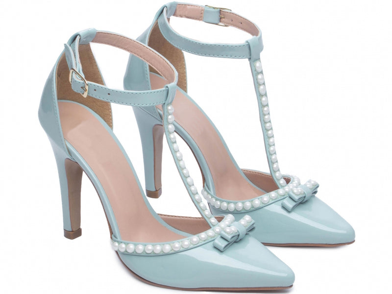 Calçado Feminino Scarpin em Verniz e Pérolas - Cores
