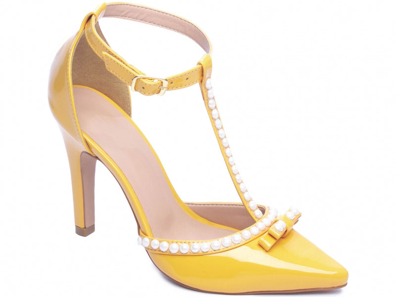 Calçado Feminino Scarpin em Verniz e Pérolas - Cores