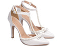 Calçado Feminino Scarpin em Verniz e Pérolas