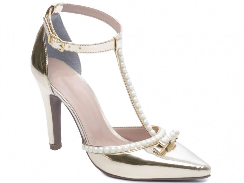 Calçado Feminino Scarpin em Verniz e Pérolas - Cores
