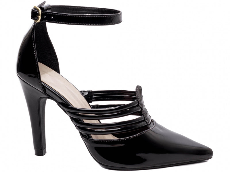 Calçado Feminino Scarpin com Tiras em Verniz
