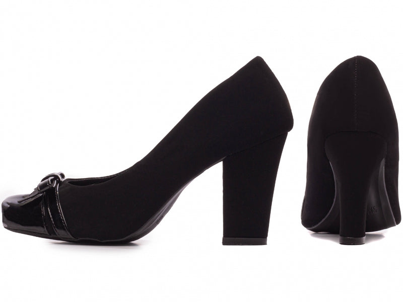Calçado Feminino Scarpin em Nobuck Bico Quadrado